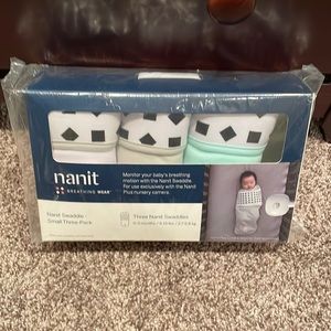 Nanit breathing wear 3 pack swaddle never opened